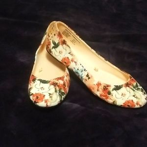 Floral Print Flats